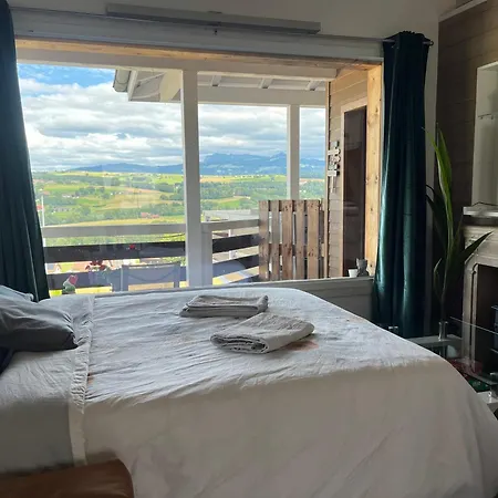 Loft Des Milans, Petit Nid Douillet Perche Sur La Campagne