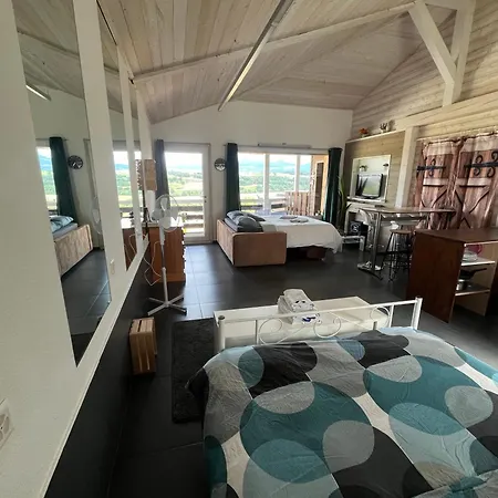 Loft Des Milans, Petit Nid Douillet Perche Sur La Campagne