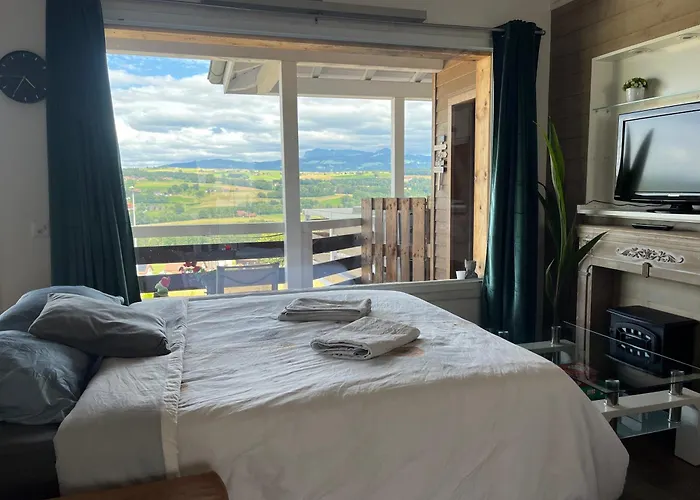 Loft Des Milans, Petit Nid Douillet Perche Sur La Campagne